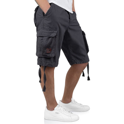 Surplus Airborne Vintage Shorts 17 anthrazit Seitenansicht am Model - City-Kaufhaus Herber GmbH