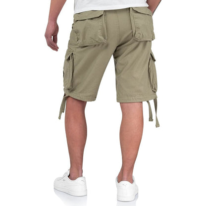 Surplus Airborne Vintage Shorts 21 oliv light Rückansicht am Model - City-Kaufhaus Herber GmbH
