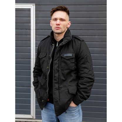 Surplus Raw Vintage Winterjacke Paratrooper schwarz Ansicht am Model - City-Kaufhaus Herber GmbH