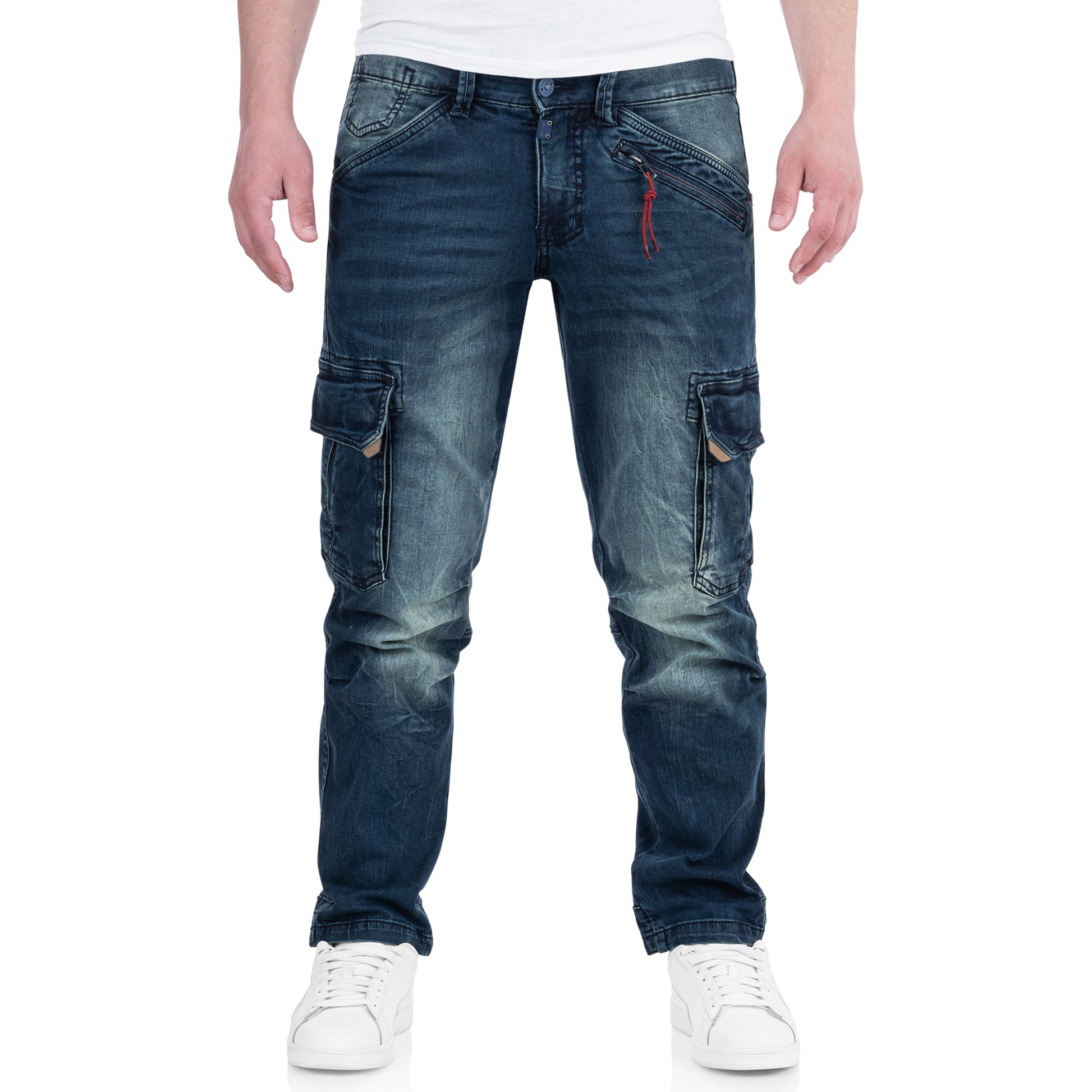 Timezone Cargojeans Ben 3858/6455 Light Royal Wash Vorderansicht am Model - City-Kaufhaus Herber GmbH