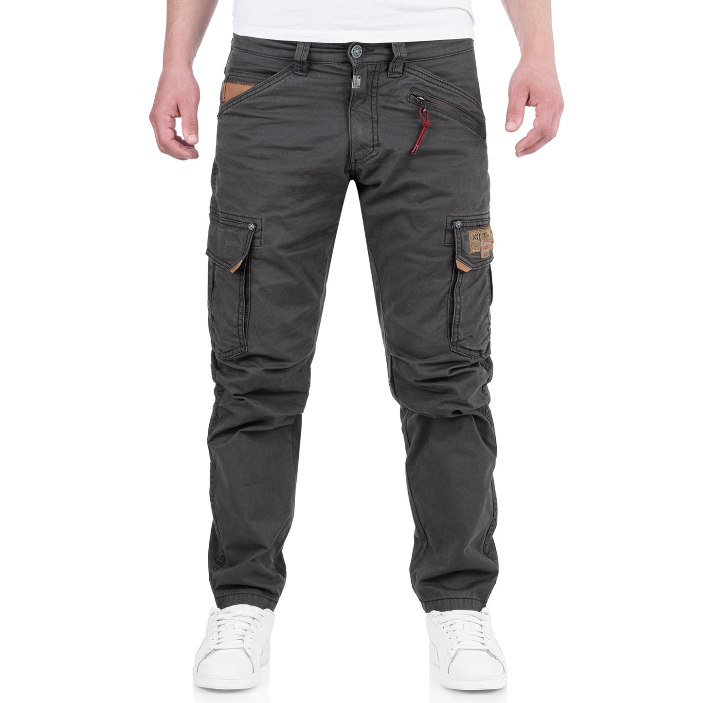 Timezone Cargohose Roger 9033/9888 Blue Graphite Vorderansicht am Model - City-Kaufhaus Herber GmbH