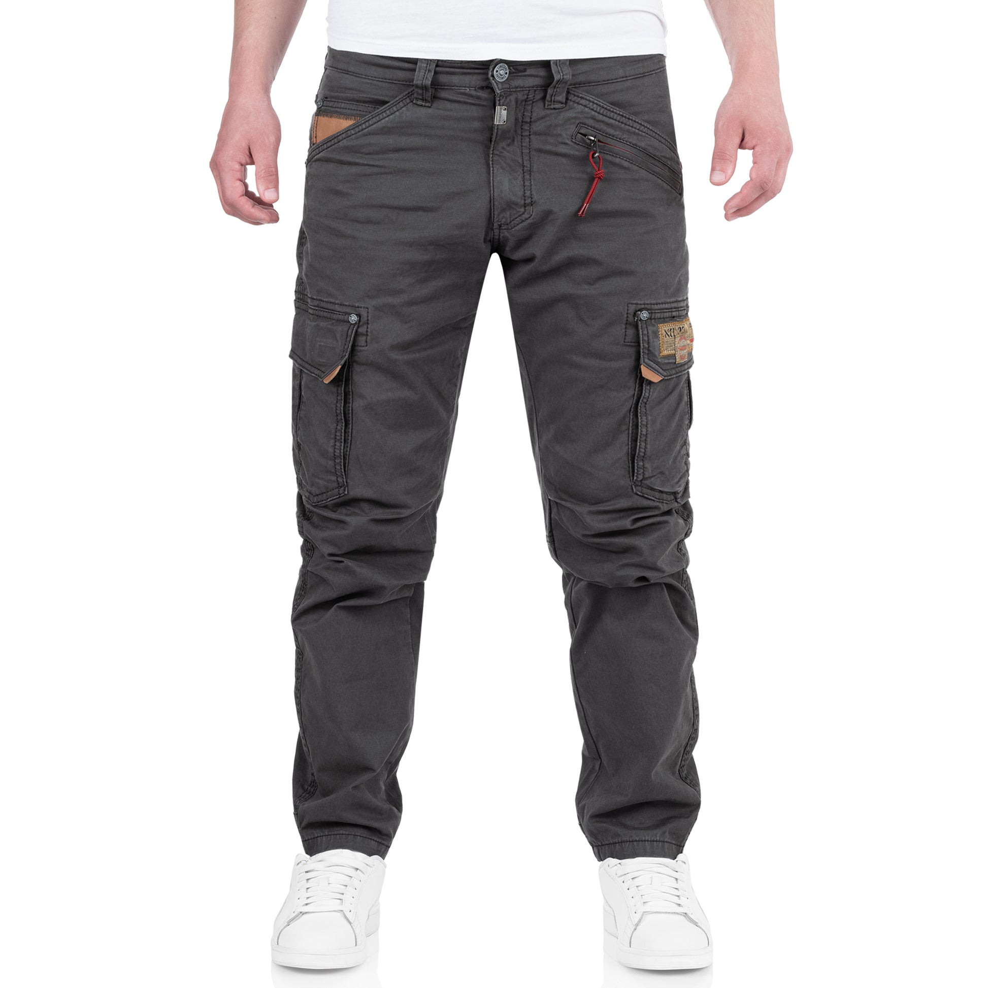 Timezone Cargohose Roger 9033/9888 Blue Graphite Vorderansicht am Model - City-Kaufhaus Herber GmbH