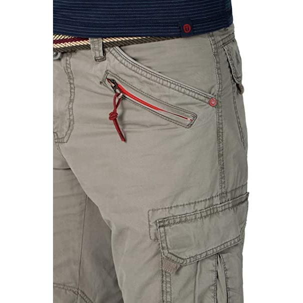 TIMEZONE 3/4-Herren-Cargoshorts 6168 Military Grey Detailansicht am Model - City-Kaufhaus Herber GmbH