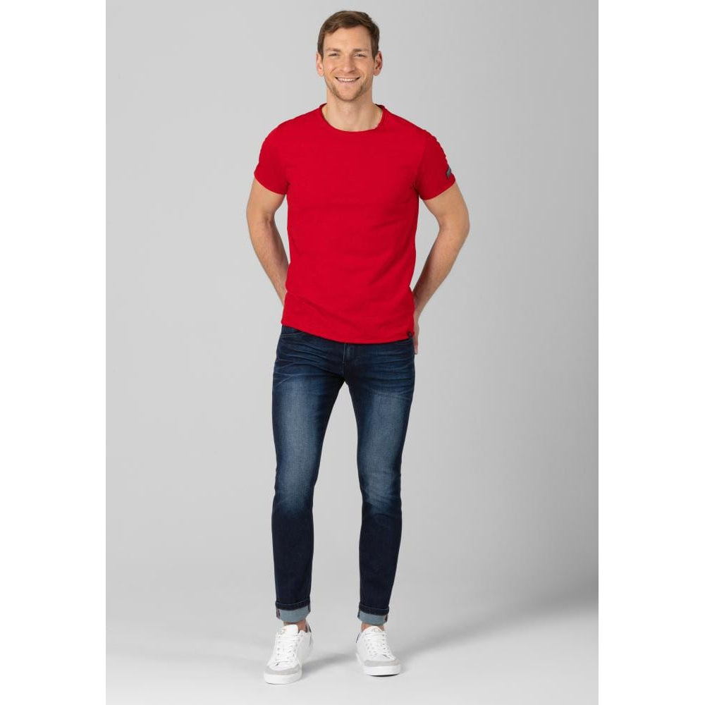 Timezone Stretchjeans Slim ScottTZ 3322 aged navy wash Ansicht am Model - City-Kaufhaus Herber GmbH
